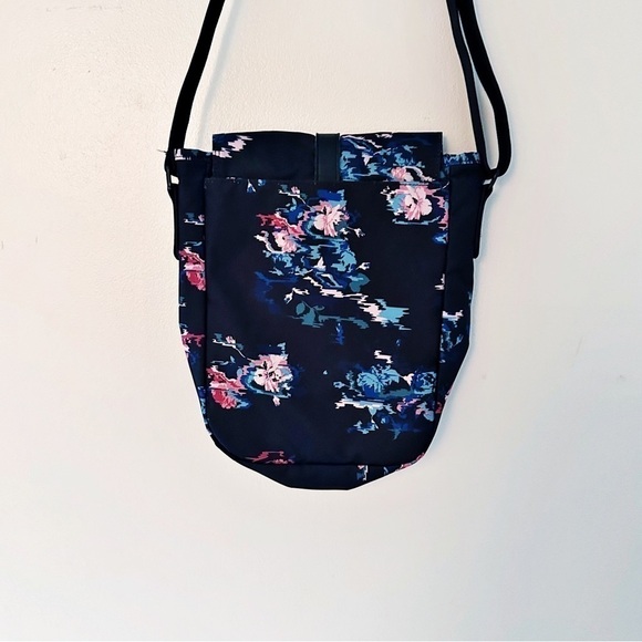 Herschel Kingsgate Crossbody Bag - Picture 2 of 12